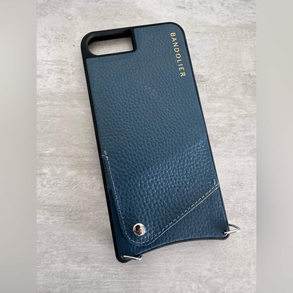 *EUC* Bandolier Emma Pebble Leather iPhone 8 Plus